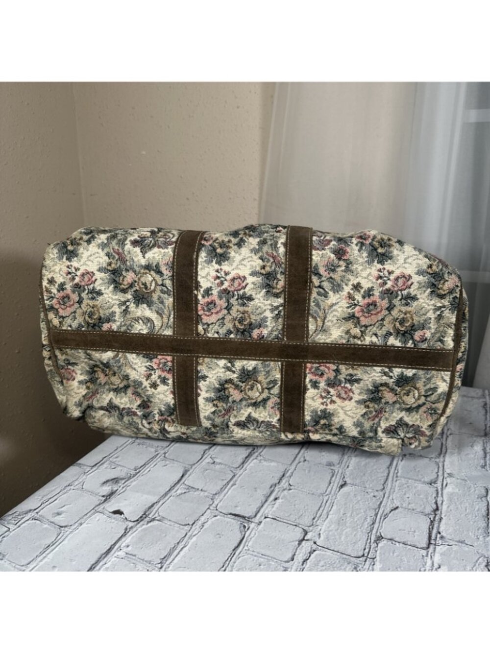Vintage The French Company Tapestry Weekender Bag with Suede Trim 17.5”x10”x9” - Picture 5 of 15